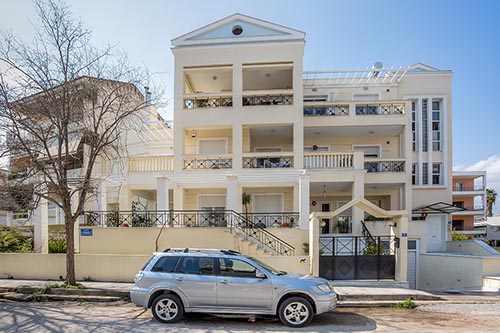 /Apartment%20Building%20 Gretos